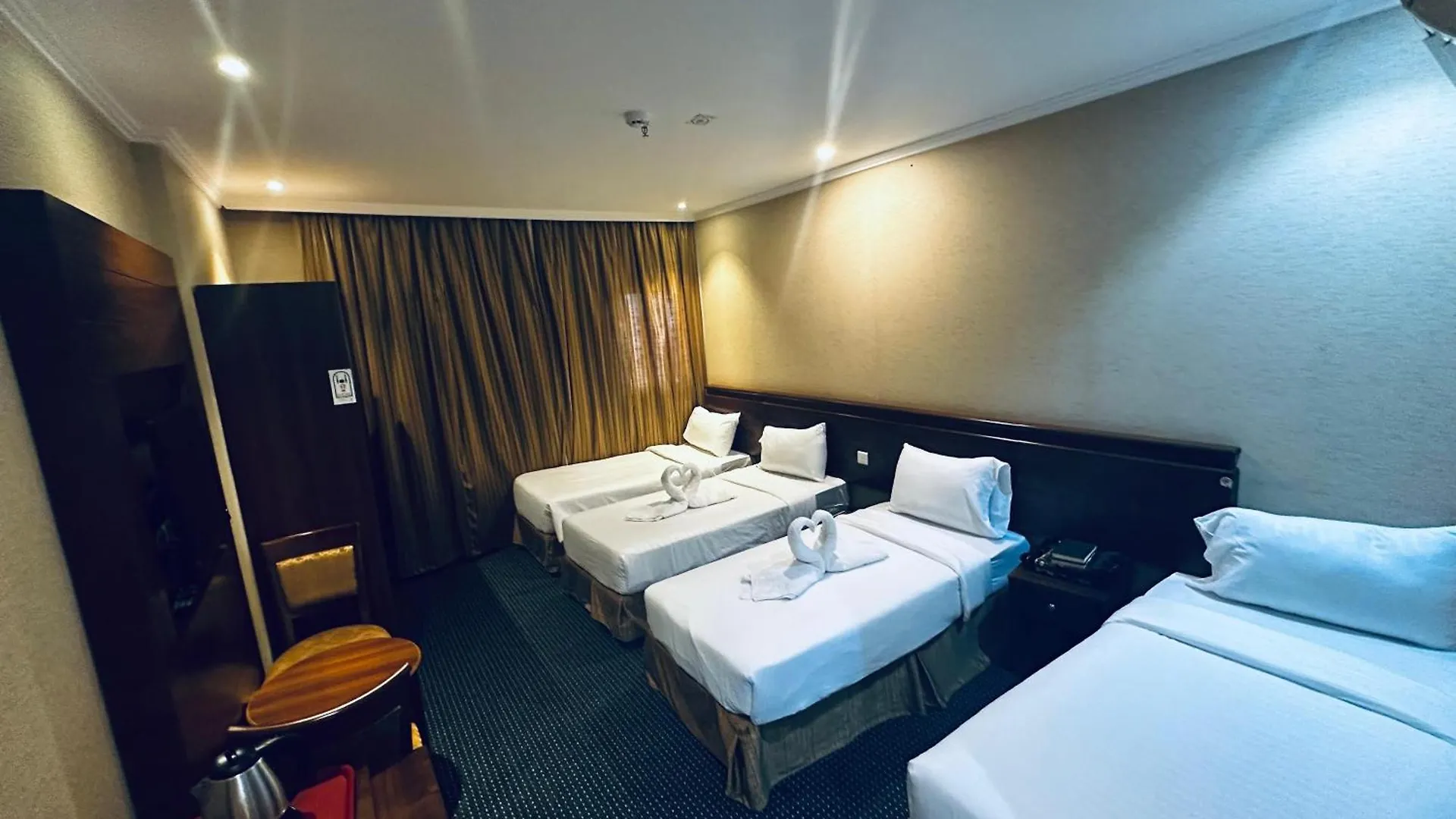 Diouf Al-Mquam Al-Masy Hotel Free Shuttle Service To The Haram Mecca 0*,